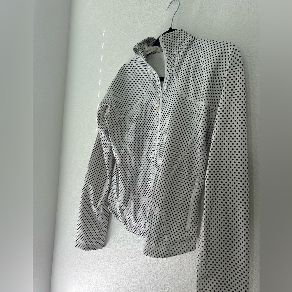 Lululemon Black and white polka dot zip up jacket - Picture 2 of 8